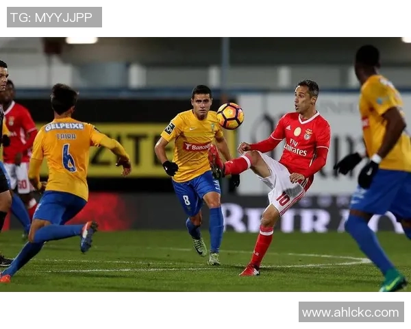 利兹联战术失衡切尔西能否抓住机会再赢三分